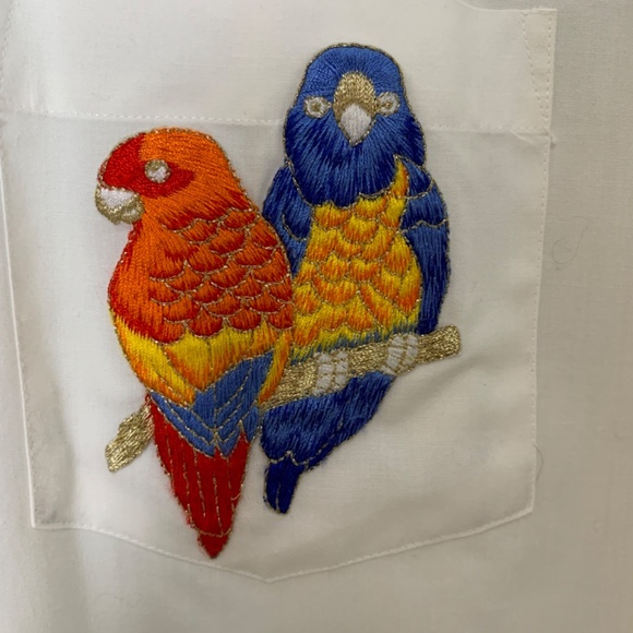 Vintage TIA White Button Up Shirt Medium Tropical Birds Embroidered Art to Wear - Picture 10 of 16